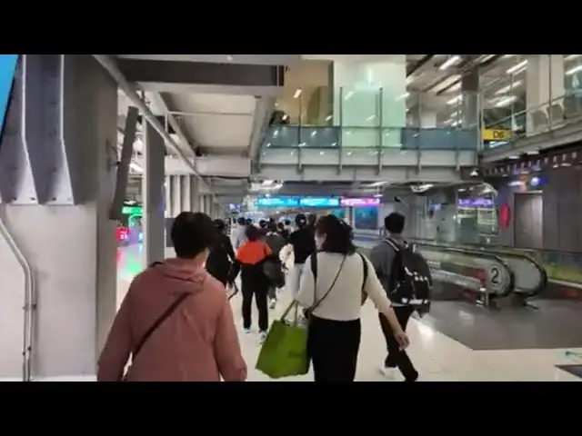 'Video thumbnail for Bangkok Airport Arrival BKK Suvarnabhumi International Airport 2025'