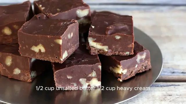 Video thumbnail for Chocolate Fudge Recipe