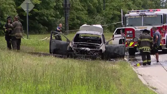 Video thumbnail for Fire destroys car on Sunken Meadow Parkway