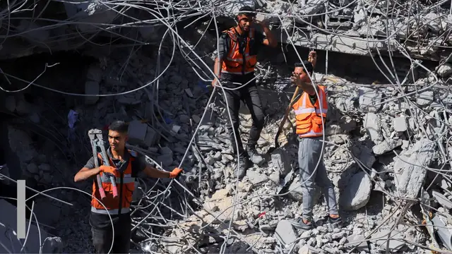 'Video thumbnail for Palestinian in Gaza desperate to recover loved ones still buried under rubble'