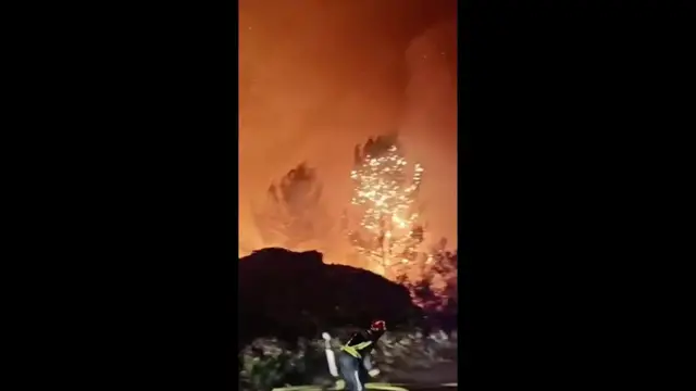 Video thumbnail for Wildfire rages on Croatia’s Dalmatian Coast island of Brac
