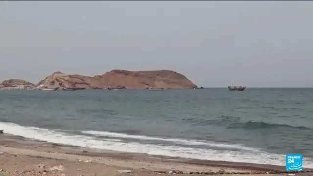 Video thumbnail for Houthis seize key sites around Bab el-Mandeb as Saudi oil exports face disruption