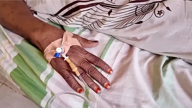 Video thumbnail for How Sudan war is putting cancer patients at risk