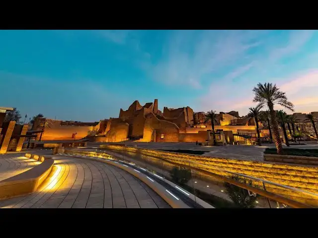 Video thumbnail for Today Thunderstorm in Saudi Arabia