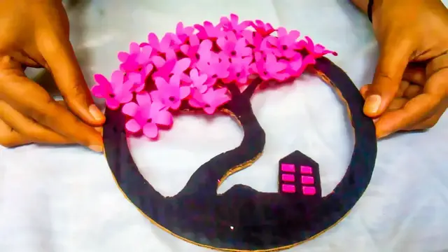 Video thumbnail for How To Make Realistic And Easy Paper Roses - Diy Paper Art Trading Ideas