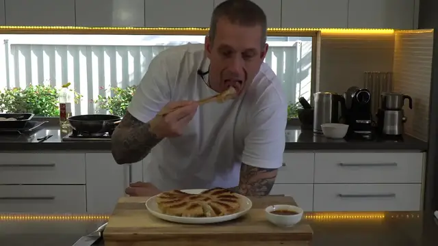 Video thumbnail for Make juicy potstickers at home   Pan fried dumplings with a crispy skirt(720P HD)