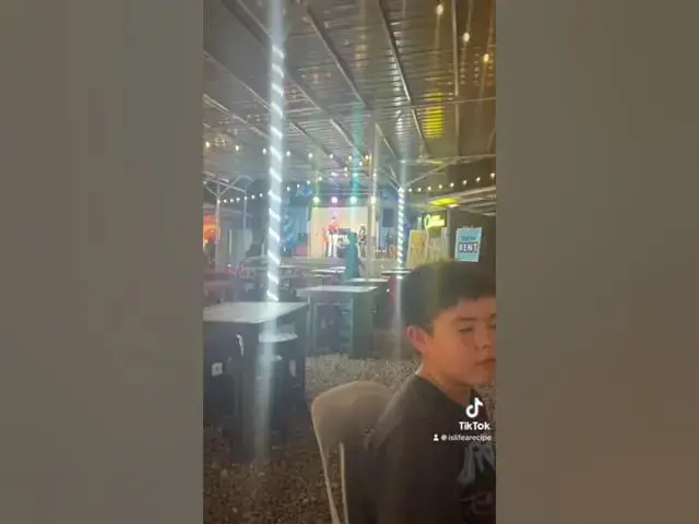 Video thumbnail for worst Filipino band of all time - and on guitar is Jami Spandex