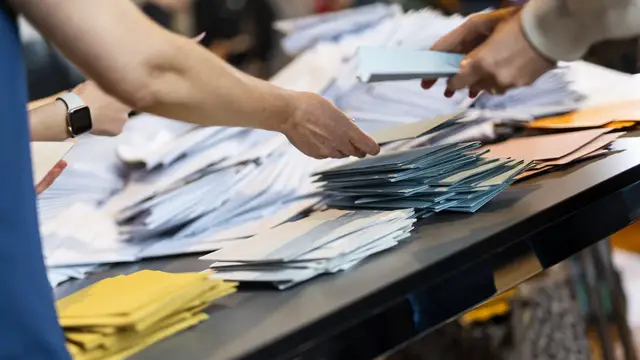 Video thumbnail for Second federal judge blocks USPS mail ballot rules as midterms near
