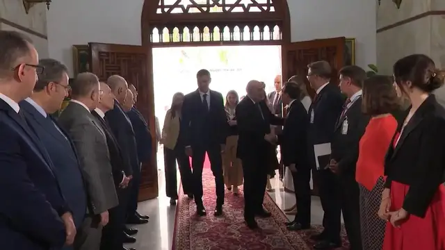 Video thumbnail for Algeria: Spanish prime minister visits Algeria for talks to deepen bilateral ties.