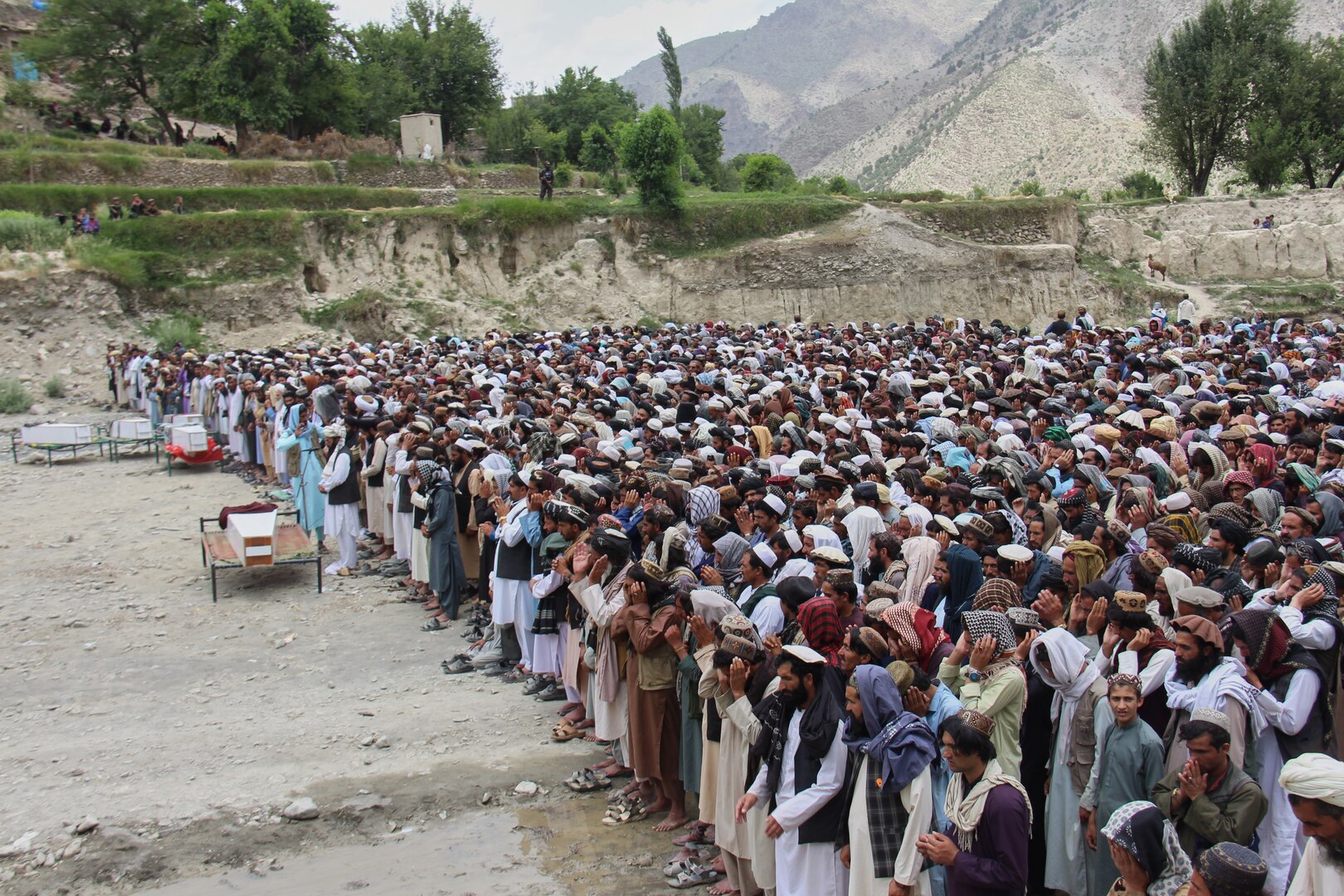 Video thumbnail for Funerals held after deadly Pakistani strikes in Afghanistan
