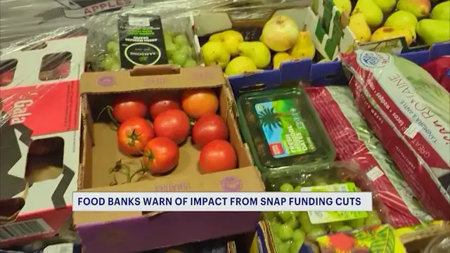 Video thumbnail for 'We're really going to struggle.' Food banks warn of latest federal cuts to SNAP benefits