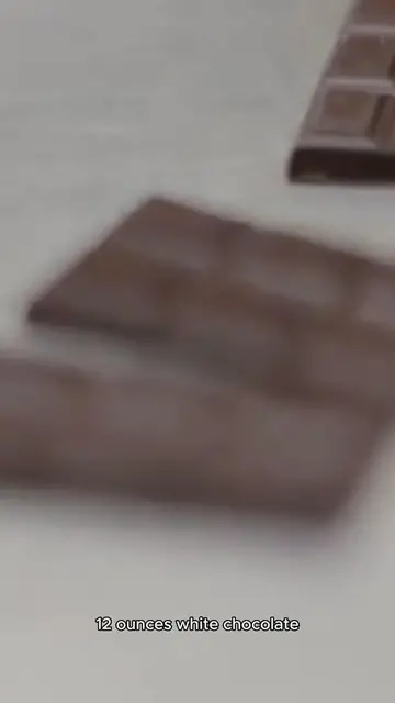 'Video thumbnail for peppermint bark recipe'