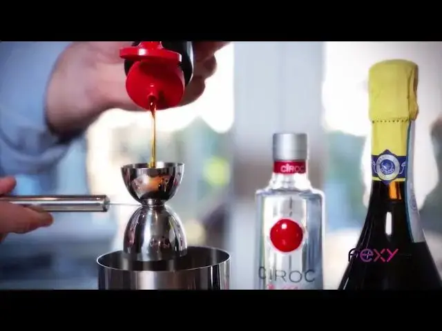 Video thumbnail for Blackberry Champagne Cocktail