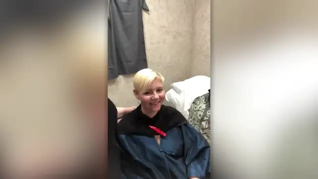 Video thumbnail for Hair Dye Gender Reveal Double Surprise | Happily TV