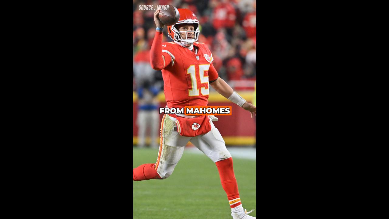 Video thumbnail for Patrick Mahomes Defends Travis Kelce After Costly Fourth-Quarter Drop