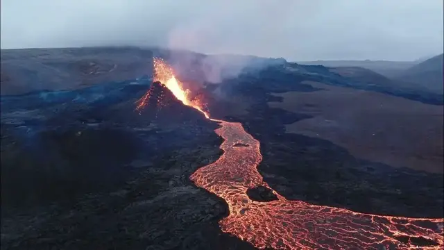 Video thumbnail for Lava Rock |  Volcano   Magma   Disaster  |