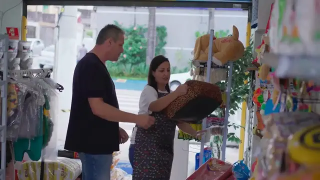 Video thumbnail for  Waterproof Flooring for Pet Owners – Best Options for Your Home