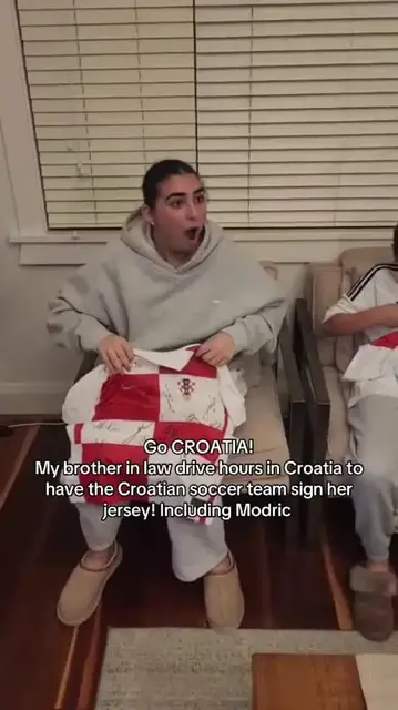 Video thumbnail for Emotional Surprise Croatia Jersey Signed by National Team