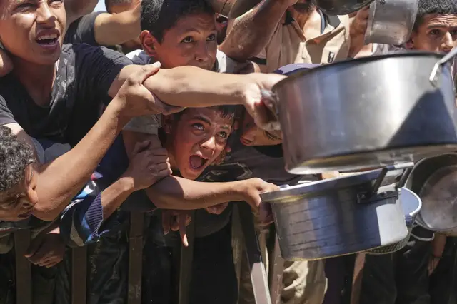 Video thumbnail for UN chief says Israel is still blocking aid as Gaza families starve