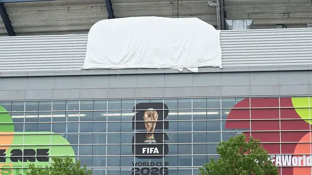Video thumbnail for US: Gillette Stadium logo covered ahead of England-Ghana World Cup match under FIFA rules.