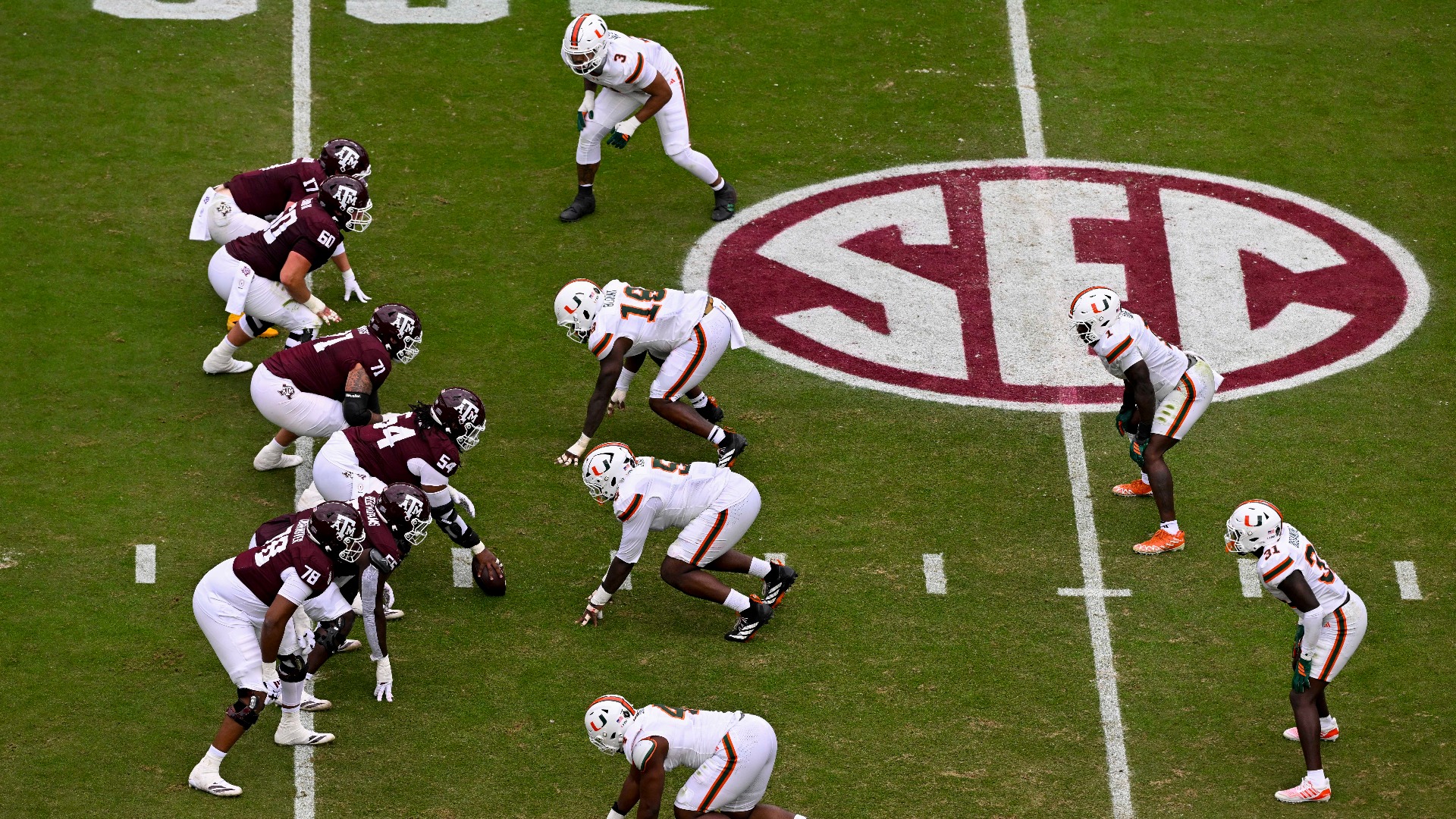 Video thumbnail for Pros and Cons of a Super Conference in College Sports