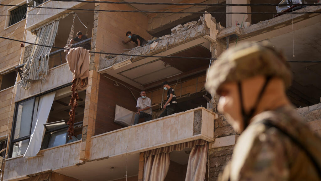 Video thumbnail for Lebanese 'stuck between a rock and a hard place' as Israel strikes south of country