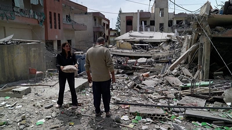Video thumbnail for Israel-Hezbollah ceasefire: civilians return to ruined towns in southern Lebanon