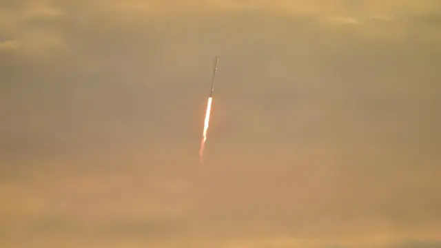 Video thumbnail for US: SpaceX Launches Starfall Demo Mission.