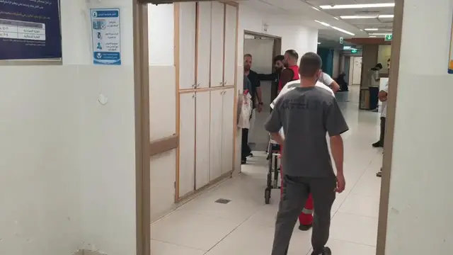 Video thumbnail for Israeli occupiers shot and wound three Palestinians in Hebron.