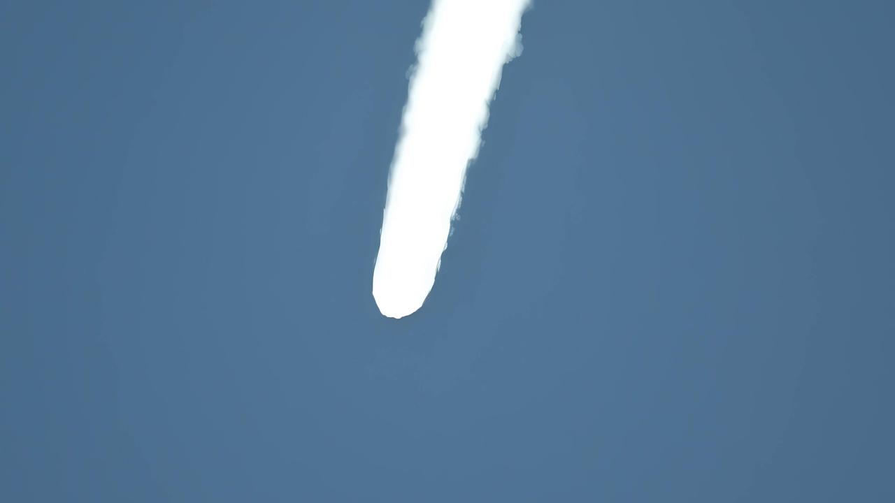 Video thumbnail for US: SpaceX Launches Starlink 10-35 Mission.