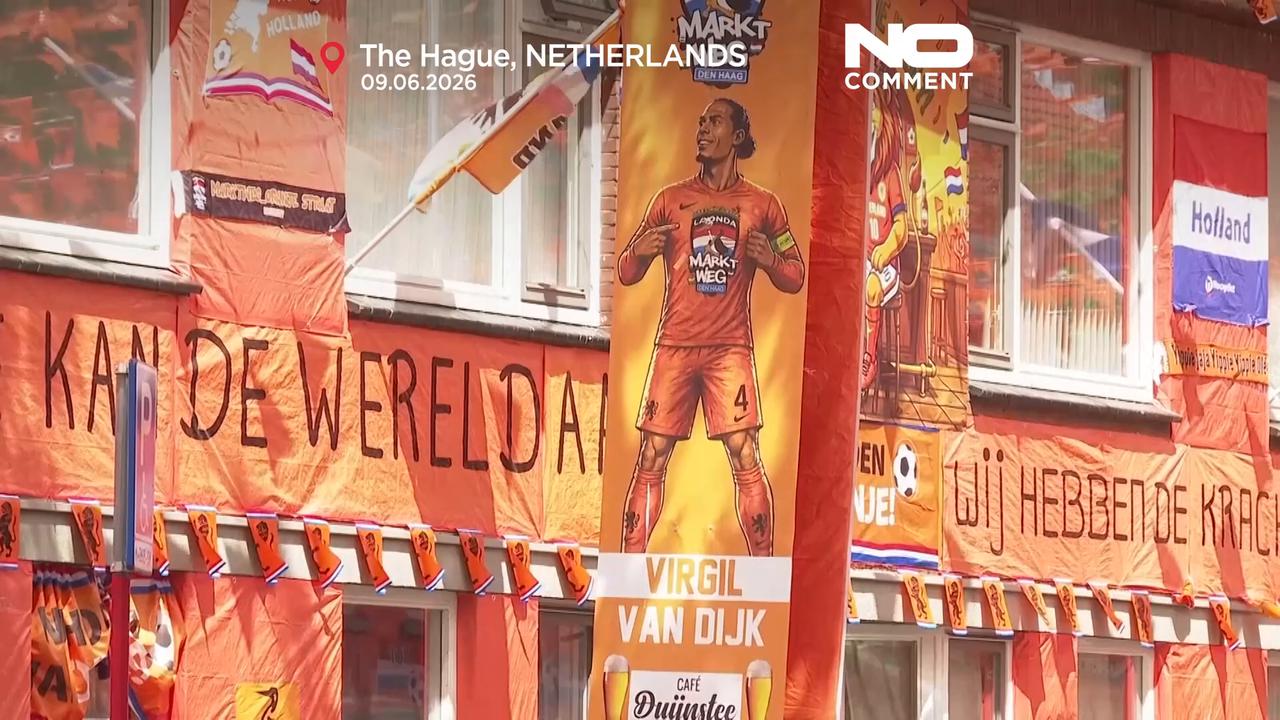 Video thumbnail for Netherlands: Marktweg in The Hague becomes iconic orange street for World Cup fever