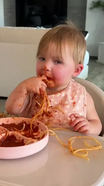 Video thumbnail for Messy First Spaghetti Feast for an Eleven Month Old Baby