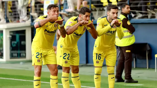 Video thumbnail for The Football Review | Episode 1267 | SF 03