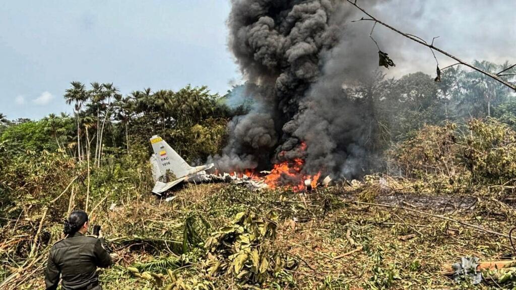 Video thumbnail for Colombian military plane crashes, killing at least 66