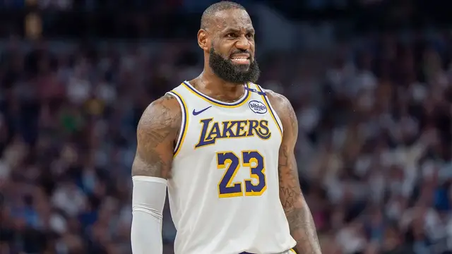 Video thumbnail for Maybe Look in the Mirror LeBron?