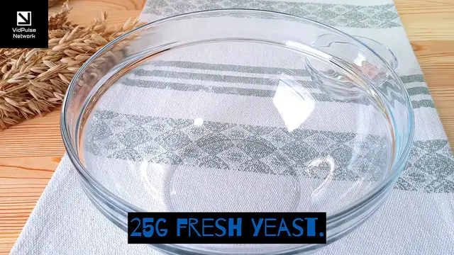 Video thumbnail for Easy Bread Rolls Recipe for Beginners