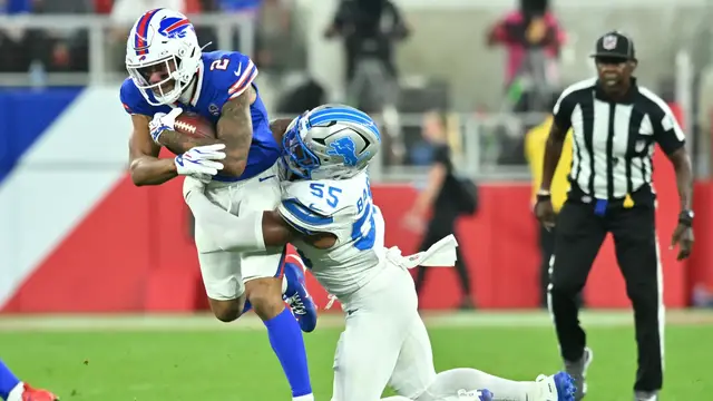 Video thumbnail for DJ Moore Injury Update: Impact on Team Performance