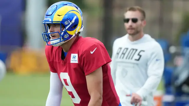Video thumbnail for Impact of Elite Coaching on NFL Quarterback Careers