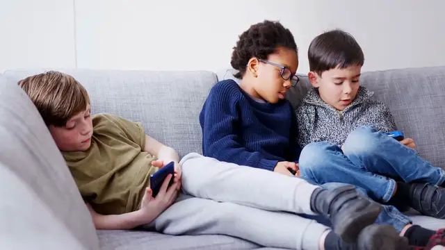 Video thumbnail for Minecraft Crafting Recipes Guide