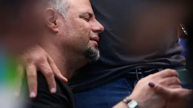 Video thumbnail for Dominican Republic roof collapse kills at least 124, search for survivors ongoing