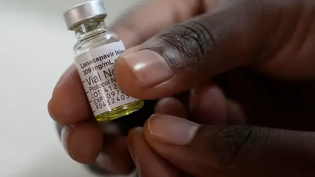 'Video thumbnail for South Africa gives twice-yearly HIV prevention jab the green light'