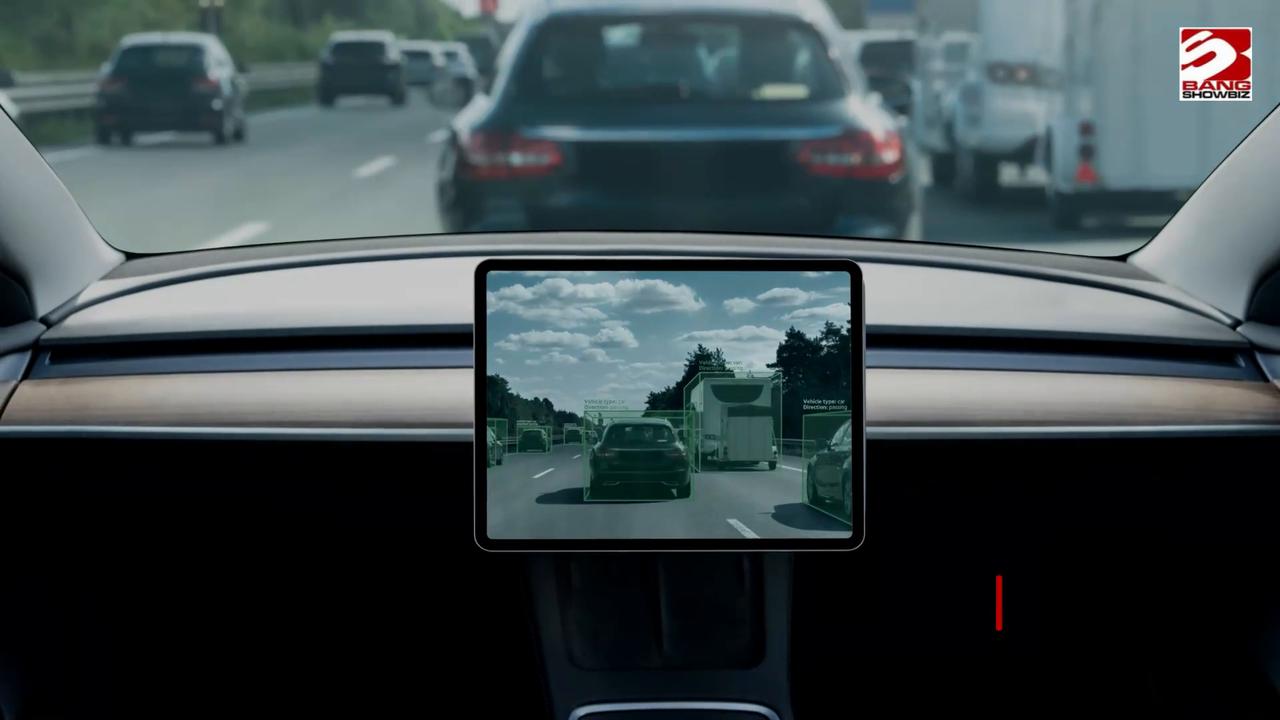 Video thumbnail for Self-driving car boss says that autonomous vehicles lack 'common sense'