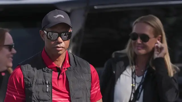 Video thumbnail for Vanessa Trump & Tiger Woods' Romance Already Has One Thing We Bet Makes Don Jr. Jealous