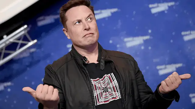 Video thumbnail for Elon Musk warns AI tsunami could wipe out 50% of white-collar jobs