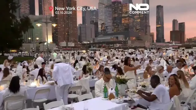 Video thumbnail for New York hosts secret dîner en blanc with Parisian belle époque theme