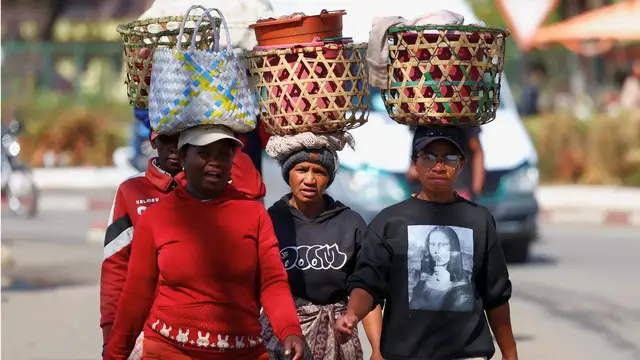 'Video thumbnail for Madagascar's transitional government sparks cautious optimism after military coup'
