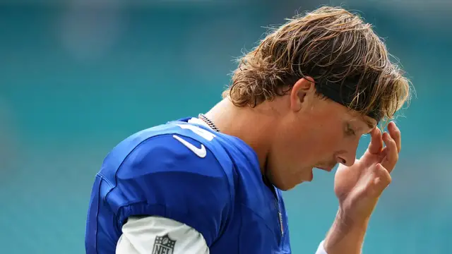 Video thumbnail for Handling Jaxson Dart: Insights on Quarterback Safety