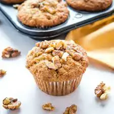 Video thumbnail for Banana Nut Muffins