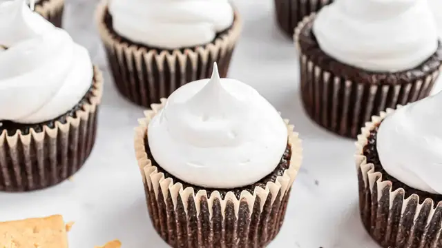 Video thumbnail for Marshmallow Frosting