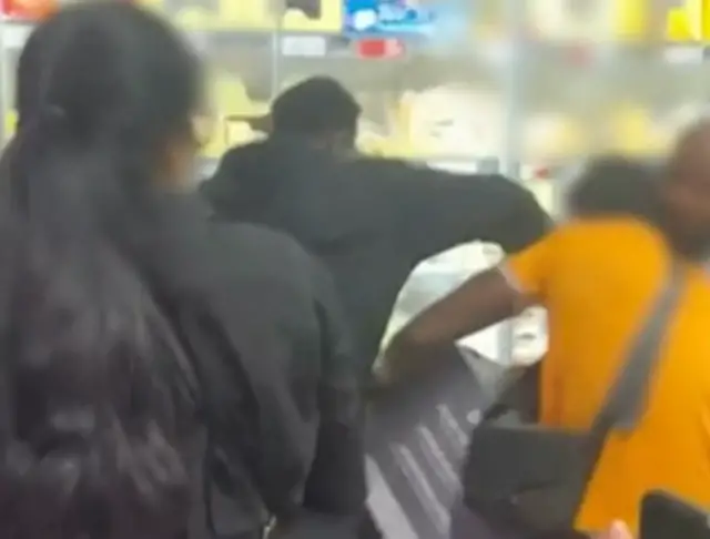 Video thumbnail for Supermarket chaos for air conditioner sale in France amid heatwave